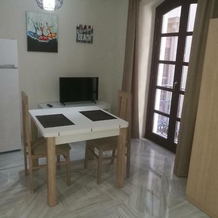 Apartamentos Edificio Vicente Malaga Bagian luar foto