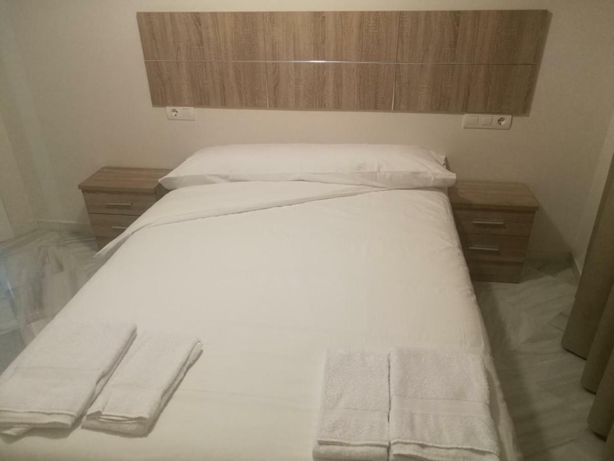 Apartamentos Edificio Vicente Malaga Bagian luar foto