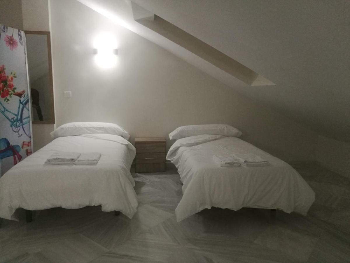 Apartamentos Edificio Vicente Malaga Bagian luar foto