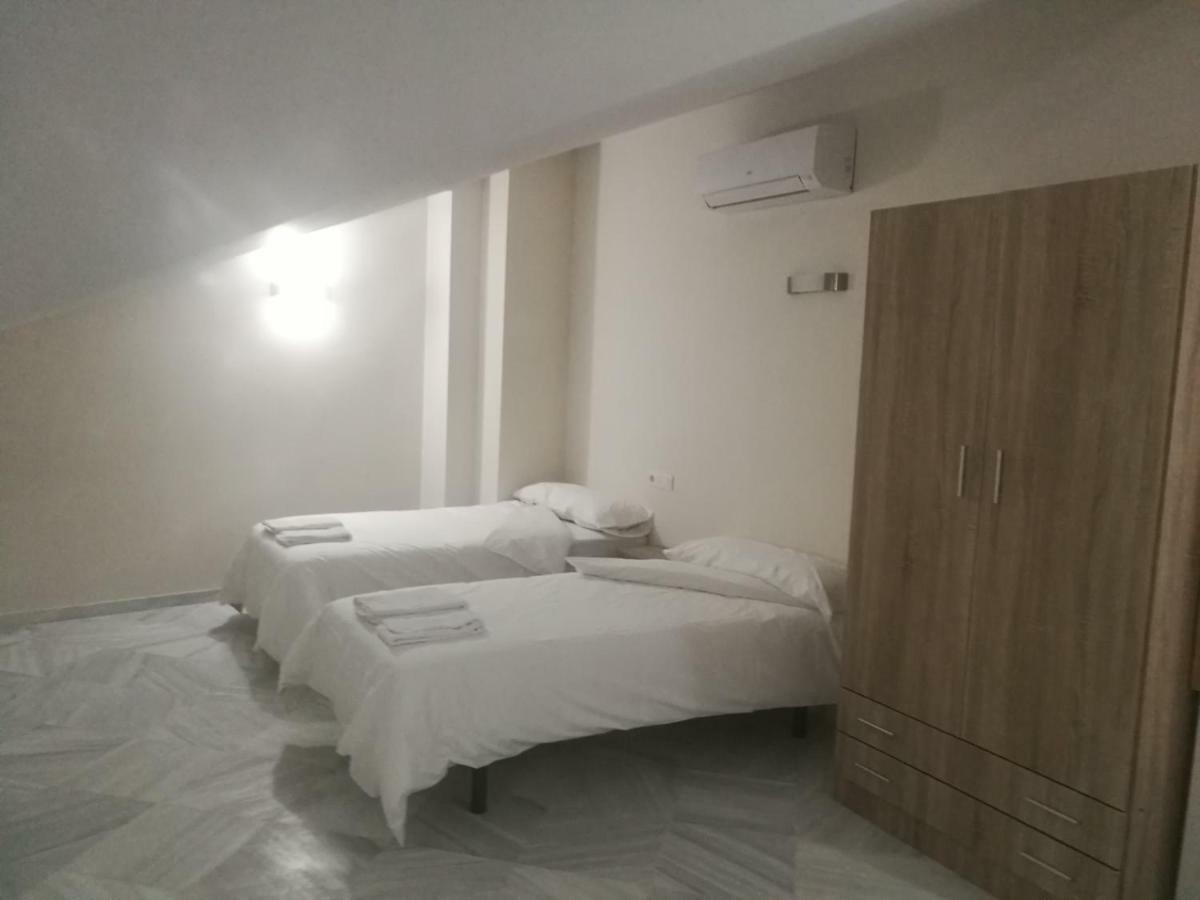 Apartamentos Edificio Vicente Malaga Bagian luar foto