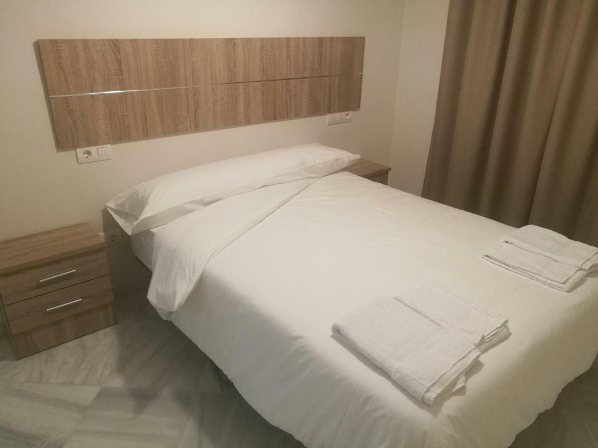 Apartamentos Edificio Vicente Malaga Bagian luar foto