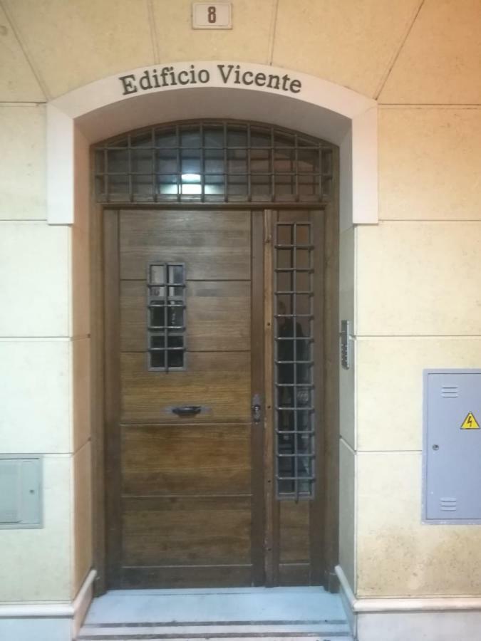 Apartamentos Edificio Vicente Malaga Bagian luar foto