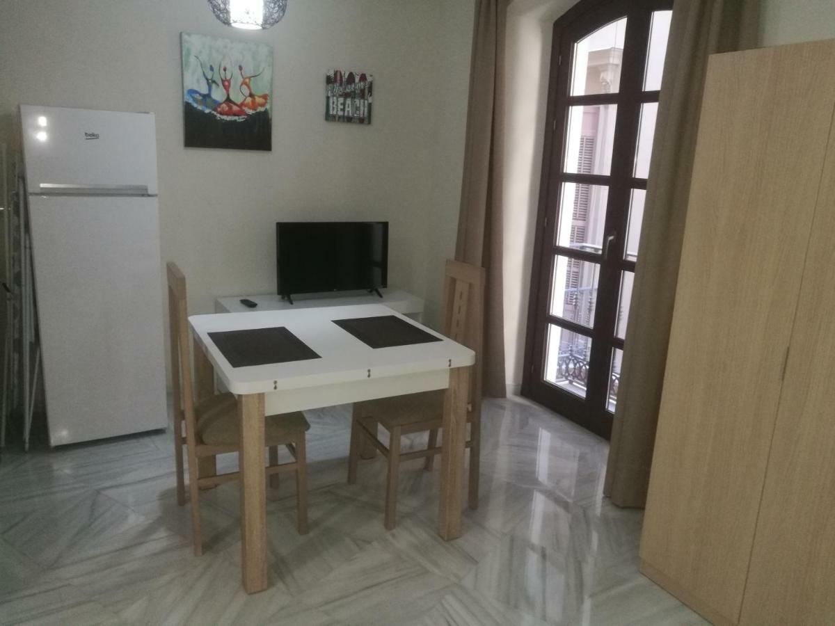 Apartamentos Edificio Vicente Malaga Bagian luar foto
