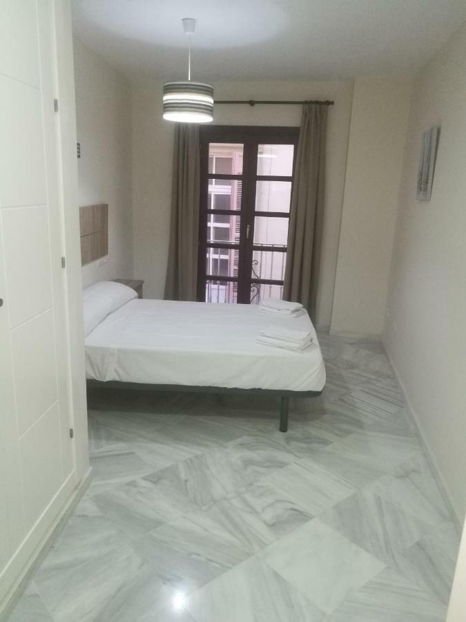 Apartamentos Edificio Vicente Malaga Bagian luar foto
